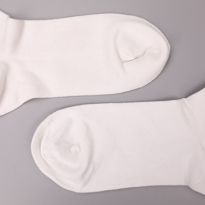 Blødt spundet silke nylon omviklet spandex imiteret 3D-printet jacquard håndsyet efterår og vinter herrestrømper WSD2850