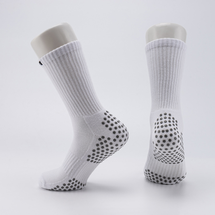 Brugerdefineret Logo Grip Sock Anti-Slip Silikone Bomuld Terry Sportsstrømper Fodbold For Mænd